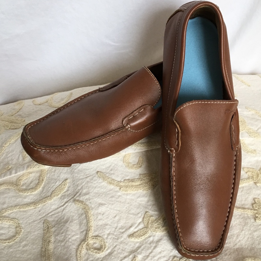Men’s Salvatore Ferragamo leather driving shoes.